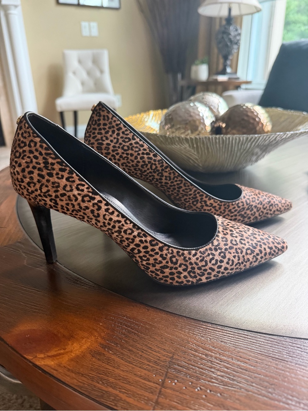 Michael Kors Leopard Print Pointed Toe Pumps - Brown/Black
